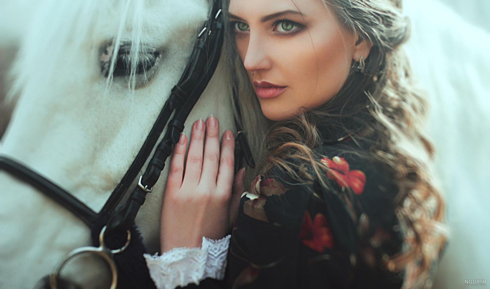 دخترونه عکس دختر با اسب زیبا برای پروفایل