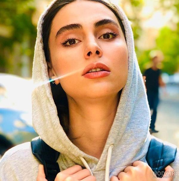 بازیگر زن انام