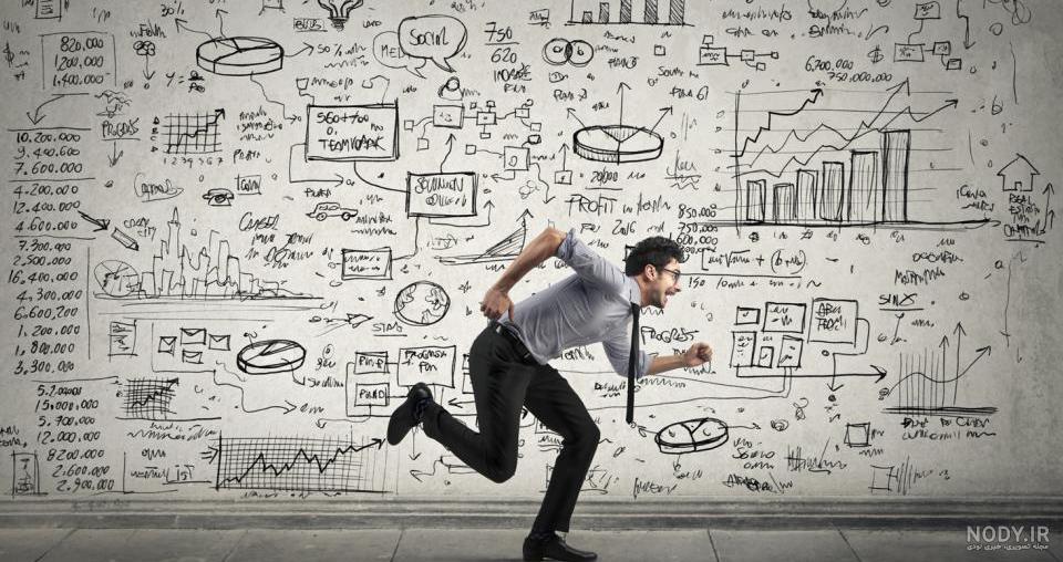 عکس آدم در حال فرار