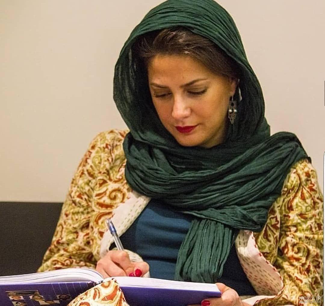 طناز طباطبایی و خواهرش