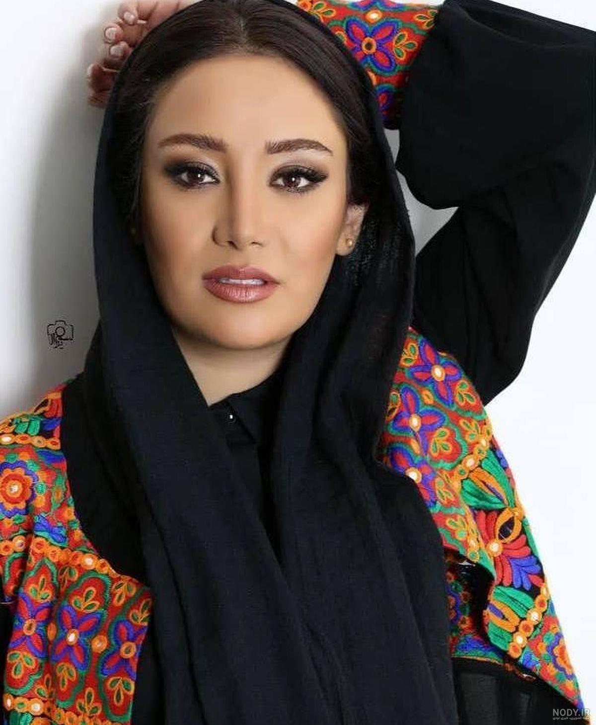 ماشین بهاره رهنما در شام ایرانی ماشین بهاره رهنما در شام ایرانی