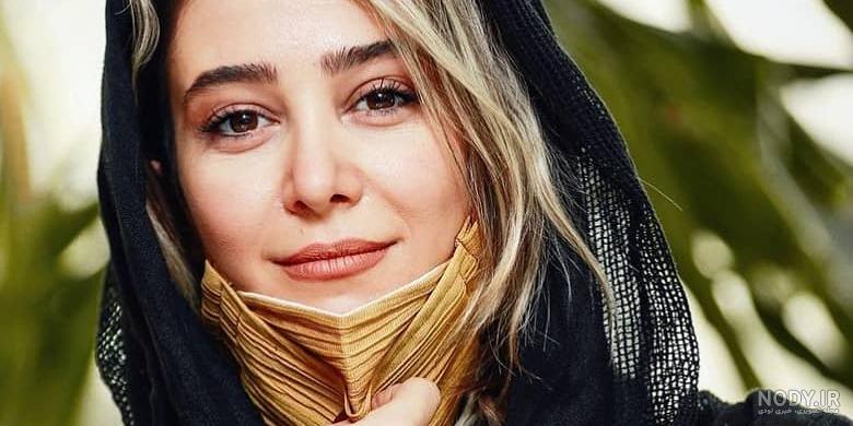 الناز حبیبی و دخترش الناز حبیبی و دخترش