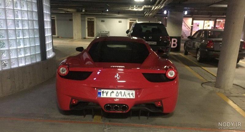 عکس ماشین فراری قرمز در تهران