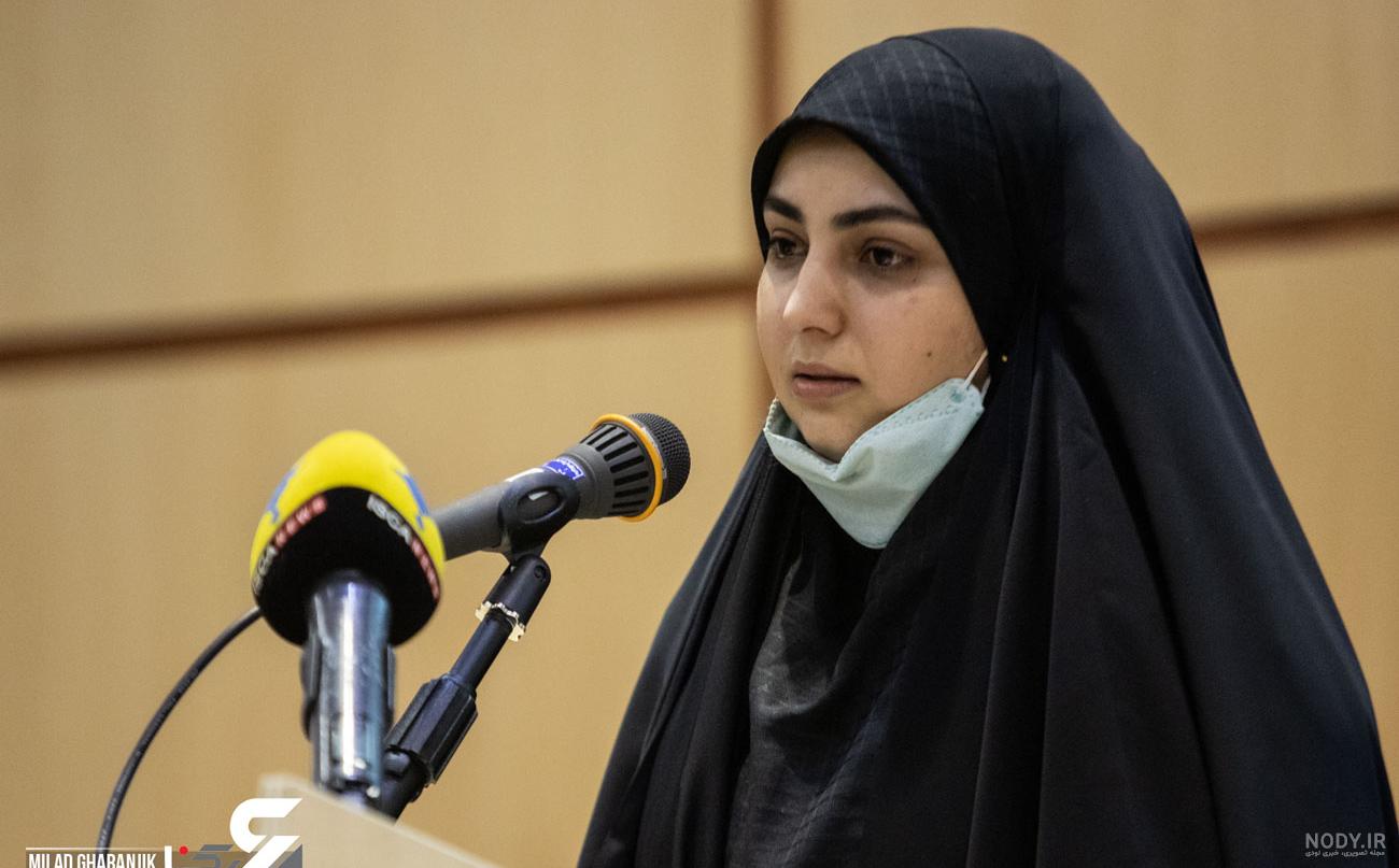 سنگ مزار شهید وحید زمانی نیا سنگ مزار شهید وحید زمانی نیا