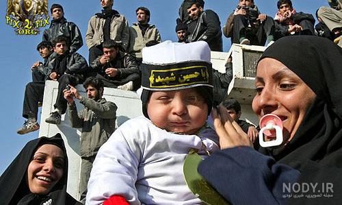 ماهگرد نوزاد با شمع ماهگرد نوزاد با شمع