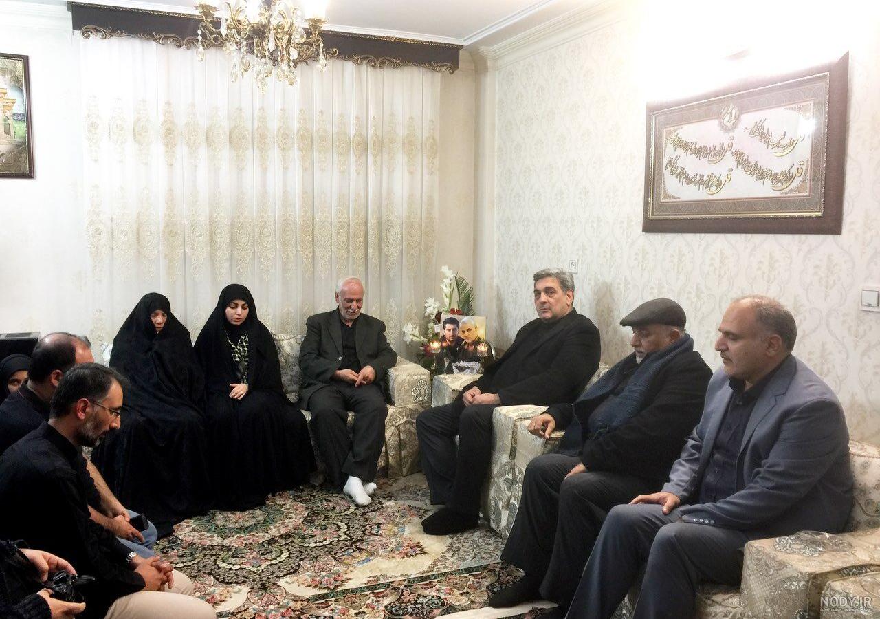 مزار شهید زمانی نیا مزار شهید زمانی نیا