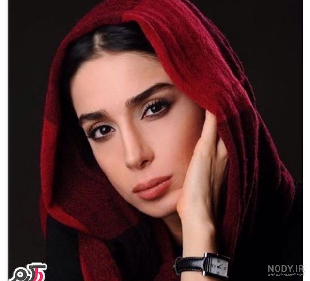کلیپ رقص پوریا پورسرخ در عروسی خواهرش کلیپ رقص پوریا پورسرخ در عروسی خواهرش