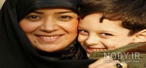 عکس الهام چرخنده در خارج از کشور