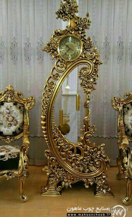 عکس ساعت ایستاده طلایی