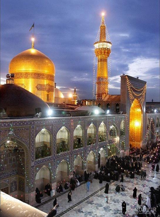 عکس حرم امام رضا با کبوتر