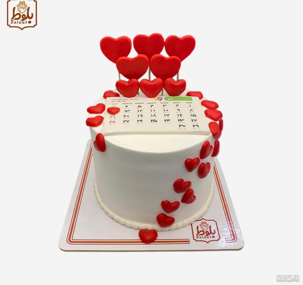 کیک تولد تقویمی لاکچری کیک تولد تقویمی لاکچری