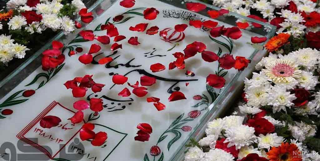 تزیین مزار با شمع تزیین مزار با شمع