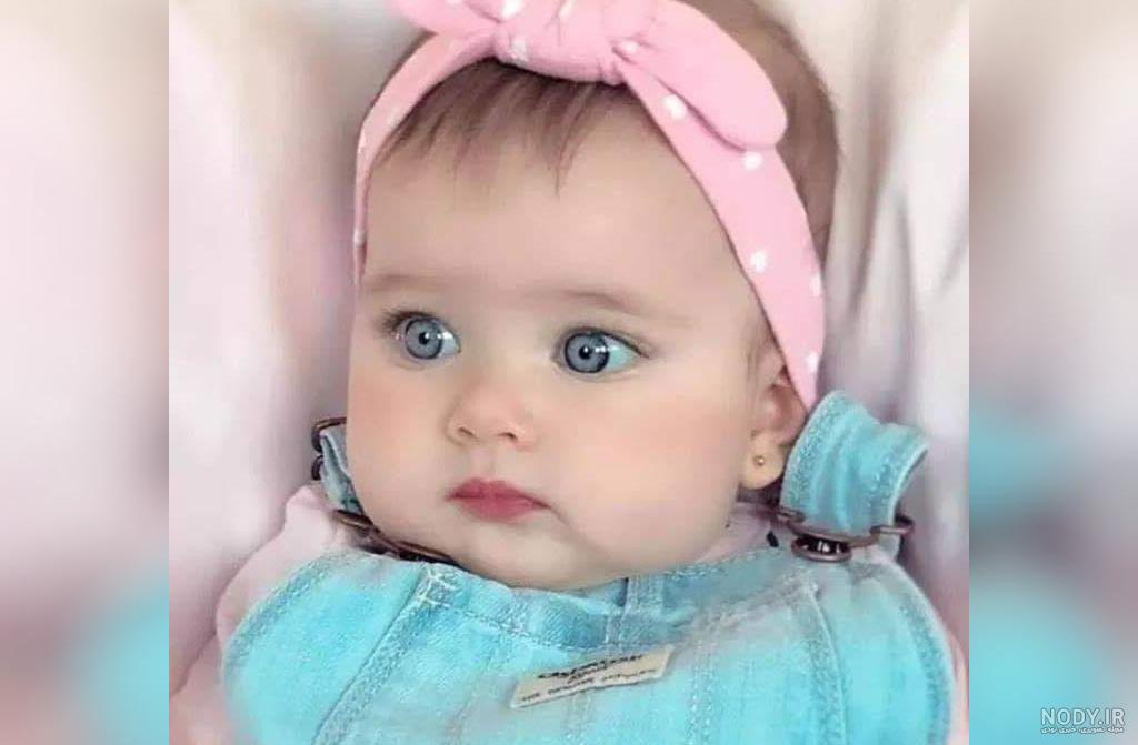 عکس نوزاد چشم سبز دختر