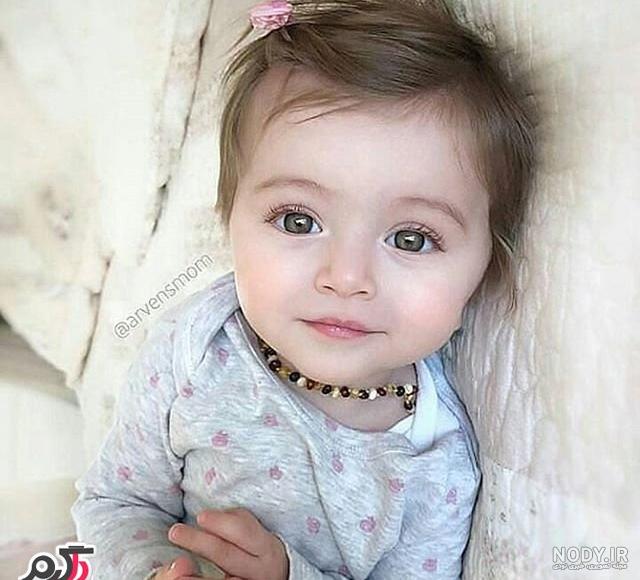 عکس نوزاد چشم سبز پسر
