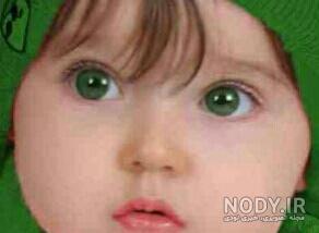 پسر بچه چشم سبز