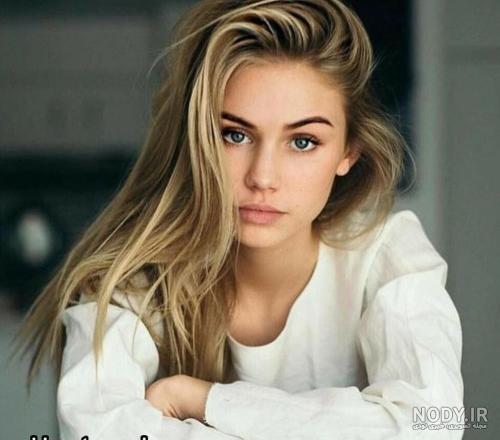 عکس دختر زیر باران غمگین عکس دختر زیر باران غمگین