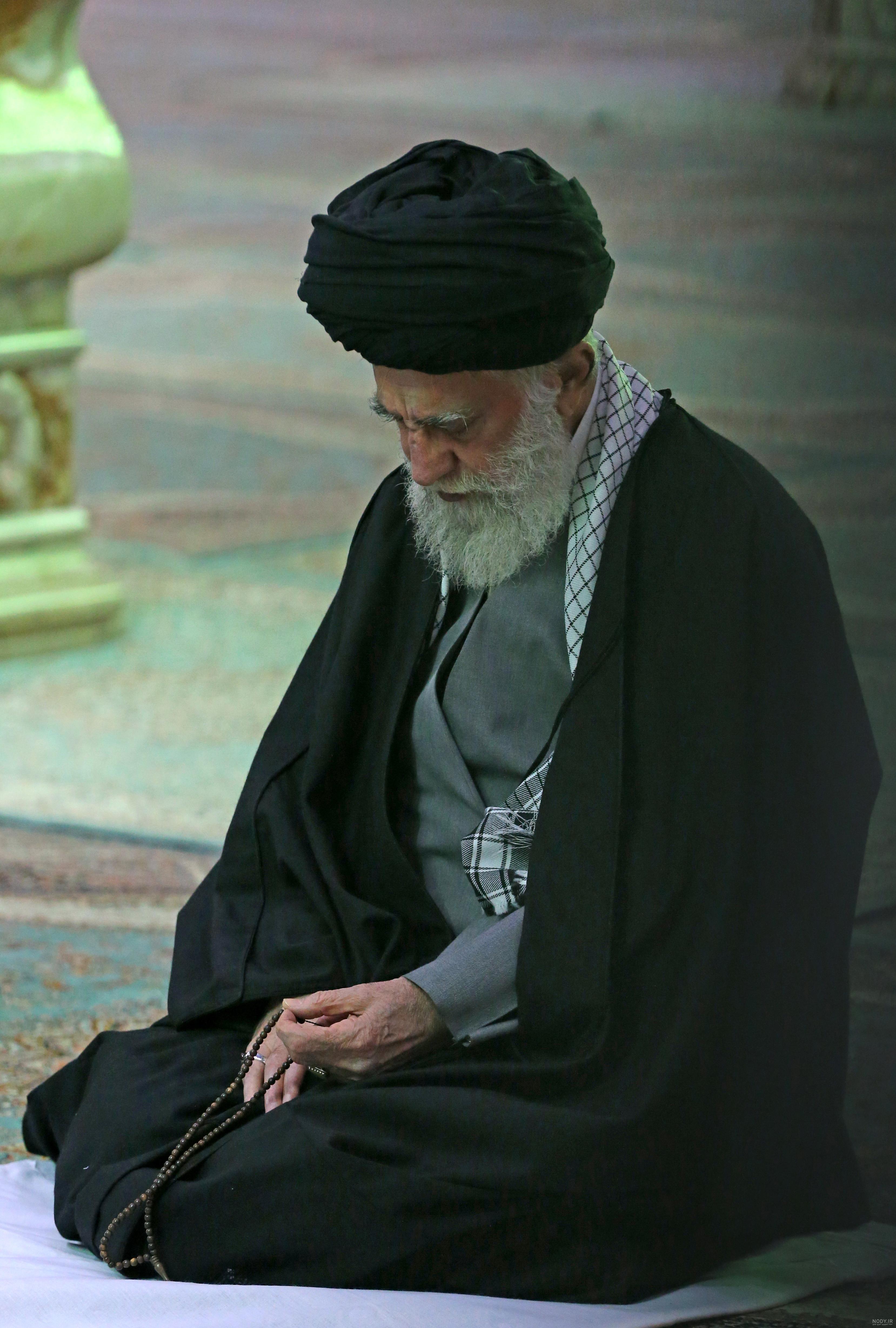 عکس رهبری و امام