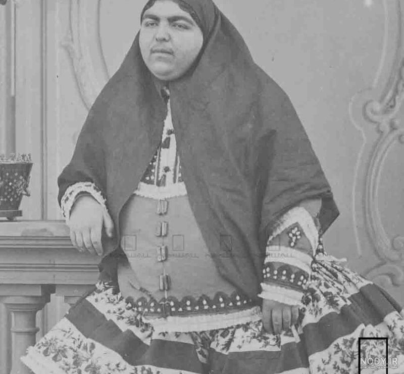 عکس از تاج السلطنه