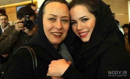 مادر آزیتا حاجیان کیست مادر آزیتا حاجیان کیست