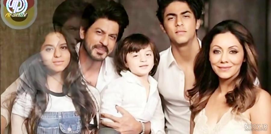 عکس شاهرخ خان با خانواده اش