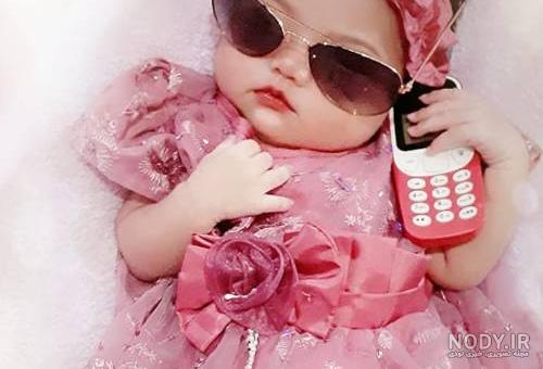 عکس دختر بچه چشم رنگی عکس دختر بچه چشم رنگی