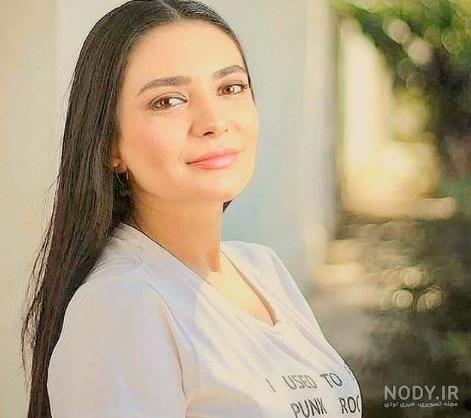 عکس های لیندا کیانی بدون روسری