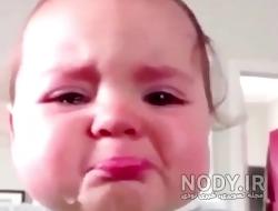 عکس بچه در حال خنده