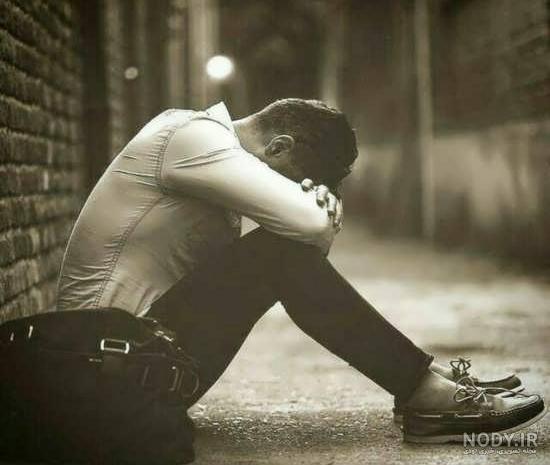 عکس مرد تنها در غروب عکس مرد تنها در غروب
