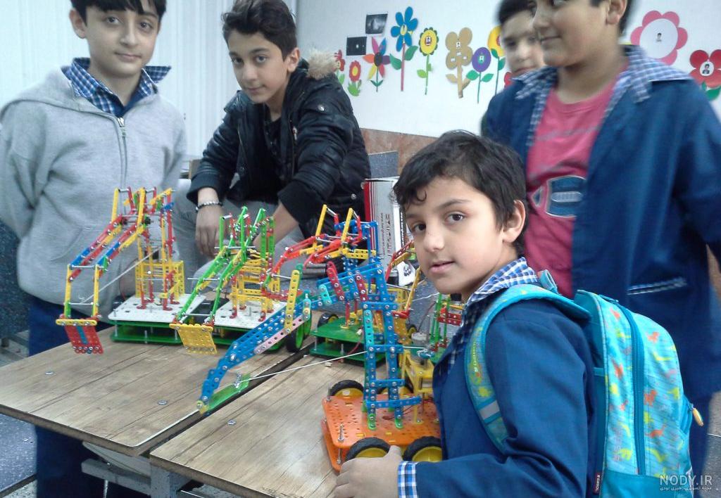 عکس کلاس رباتیک عکس کلاس رباتیک