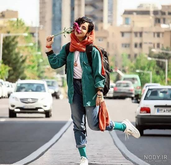 ژست عکاسی خیابانی مردانه ژست عکاسی خیابانی مردانه