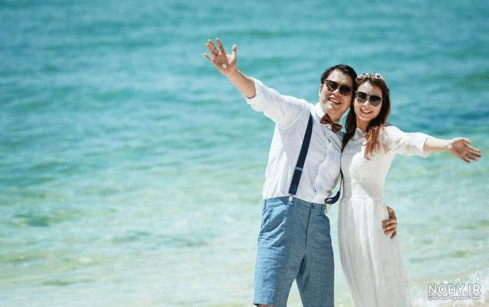 ژست عکس دونفره در آتلیه