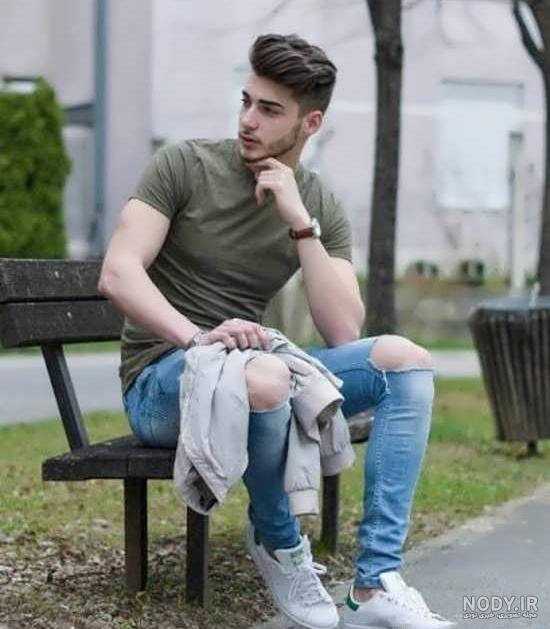 ژست عکاسی مردانه در پارک ژست عکاسی مردانه در پارک