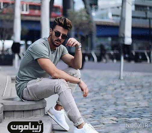 ژست عکس پسرانه در آتلیه