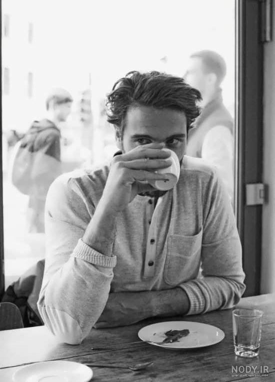  عکس پروفایل پسرانه در کافه