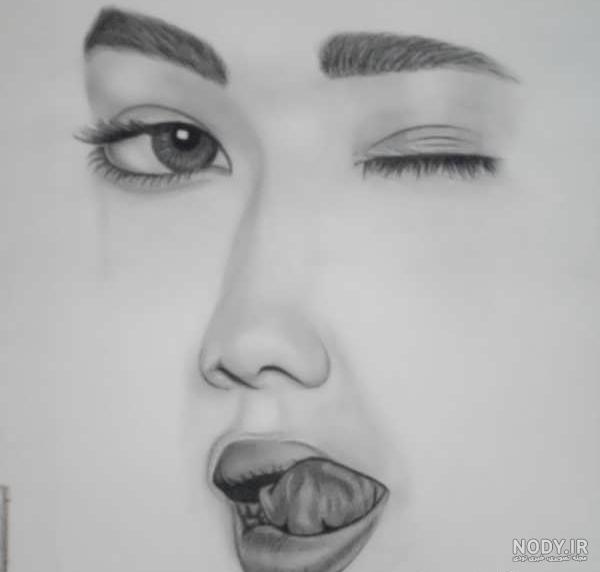 نقاشی ساده رنگی