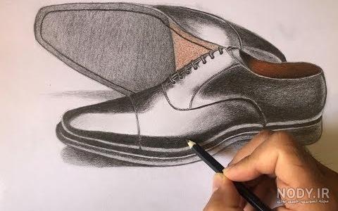 نقاشی کفش پاشنه بلند دخترانه