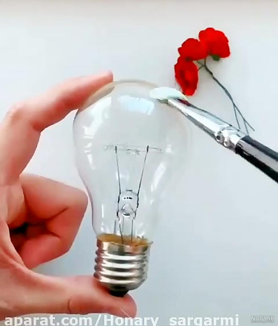 نقاشی لامپ شکسته