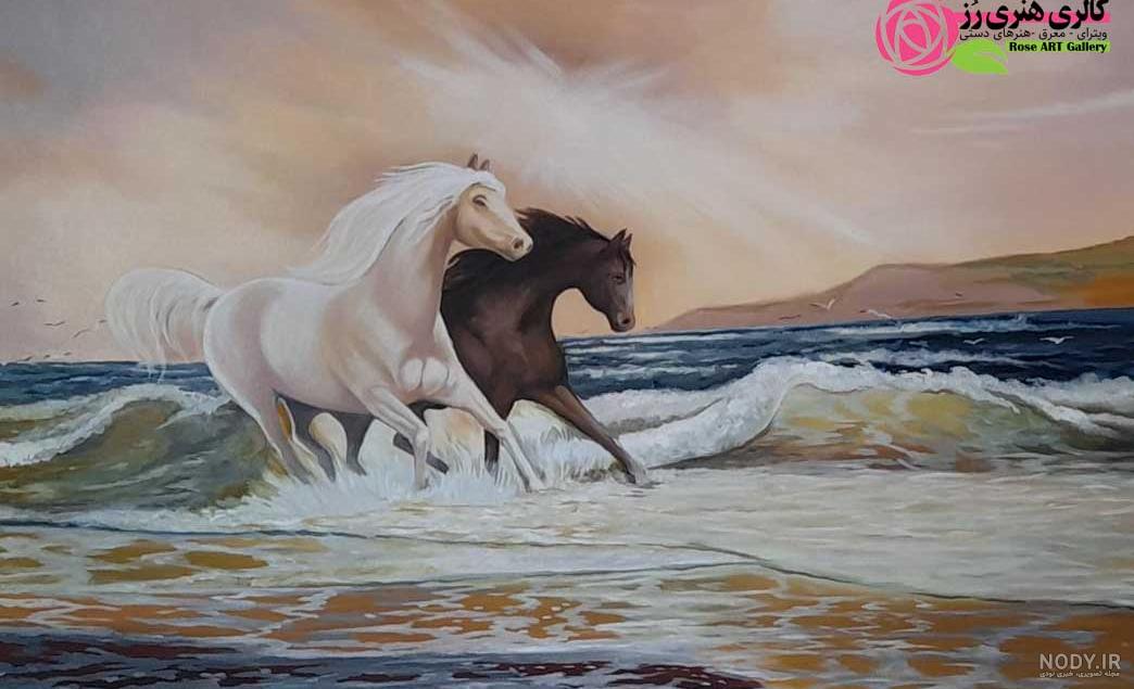 نقاشی روی بوم گرد