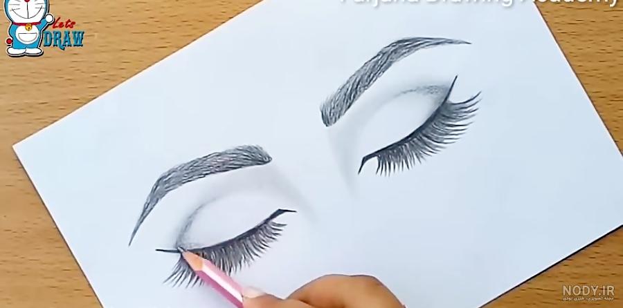 نقاشی چشم و ابرو و لب