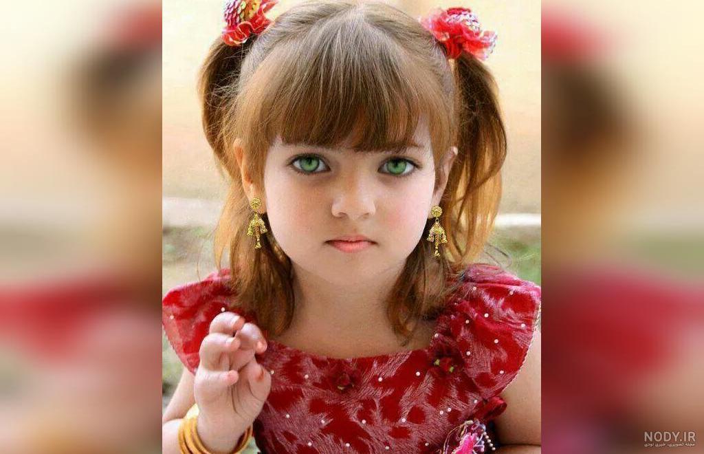 عکس دختر بچه چشم آبی