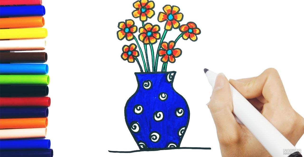نقاشی گلدان با مداد رنگی