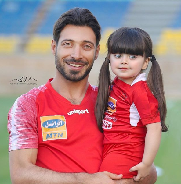 عکس دختر بچه پرسپولیسی