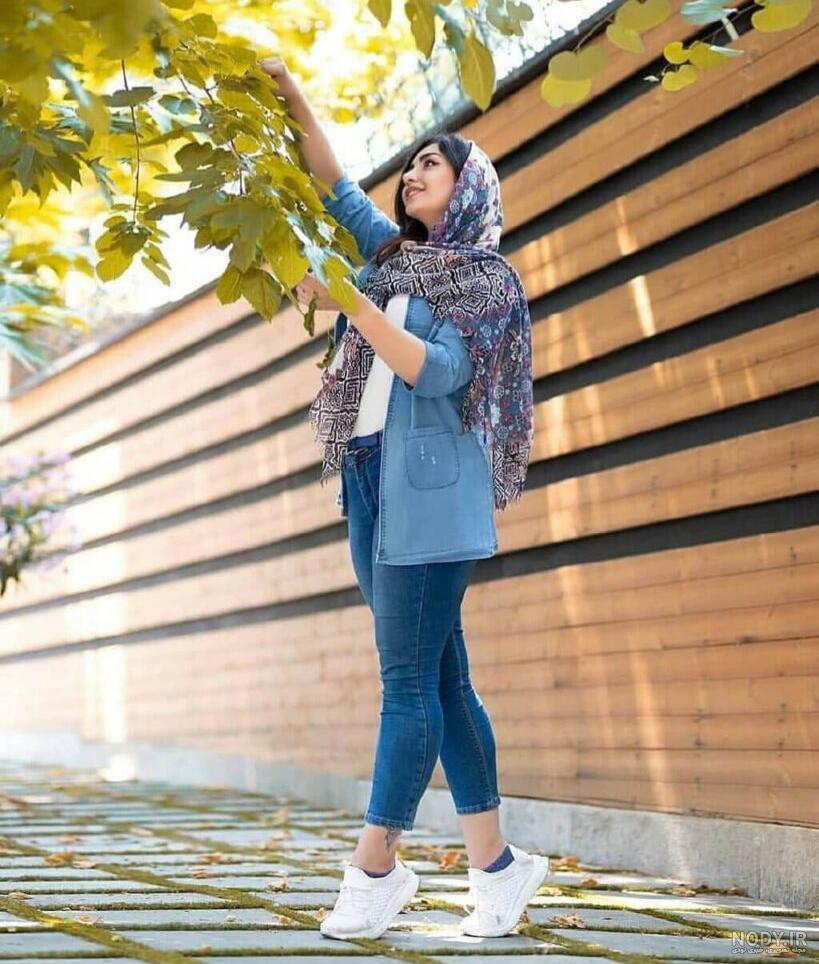 عکس فیک دخترونه طبیعی از پشت