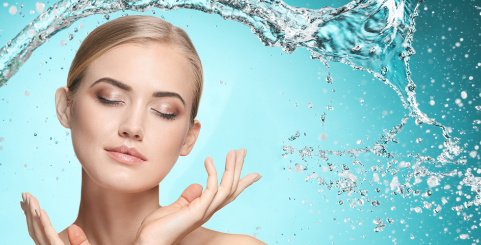 کرم آبرسان قوی پوست صورت خارجی کرم آبرسان قوی پوست صورت خارجی