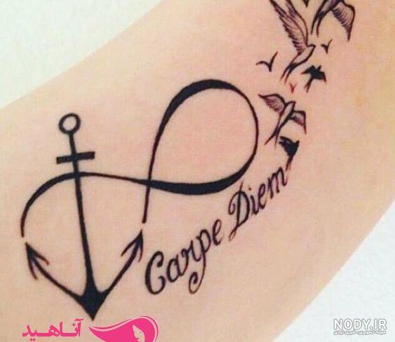 تاتو نوشته روی ترقوه تاتو نوشته روی ترقوه