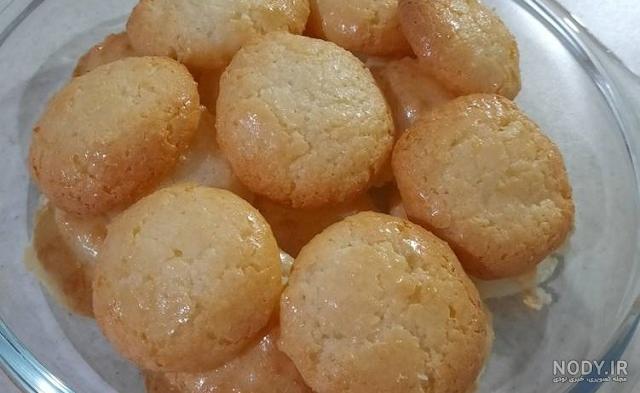 طرز تهیه شیرینی نارگیلی زعفرانی طرز تهیه شیرینی نارگیلی زعفرانی