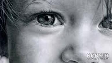 نقاشی سیاه قلم دختر غمگین