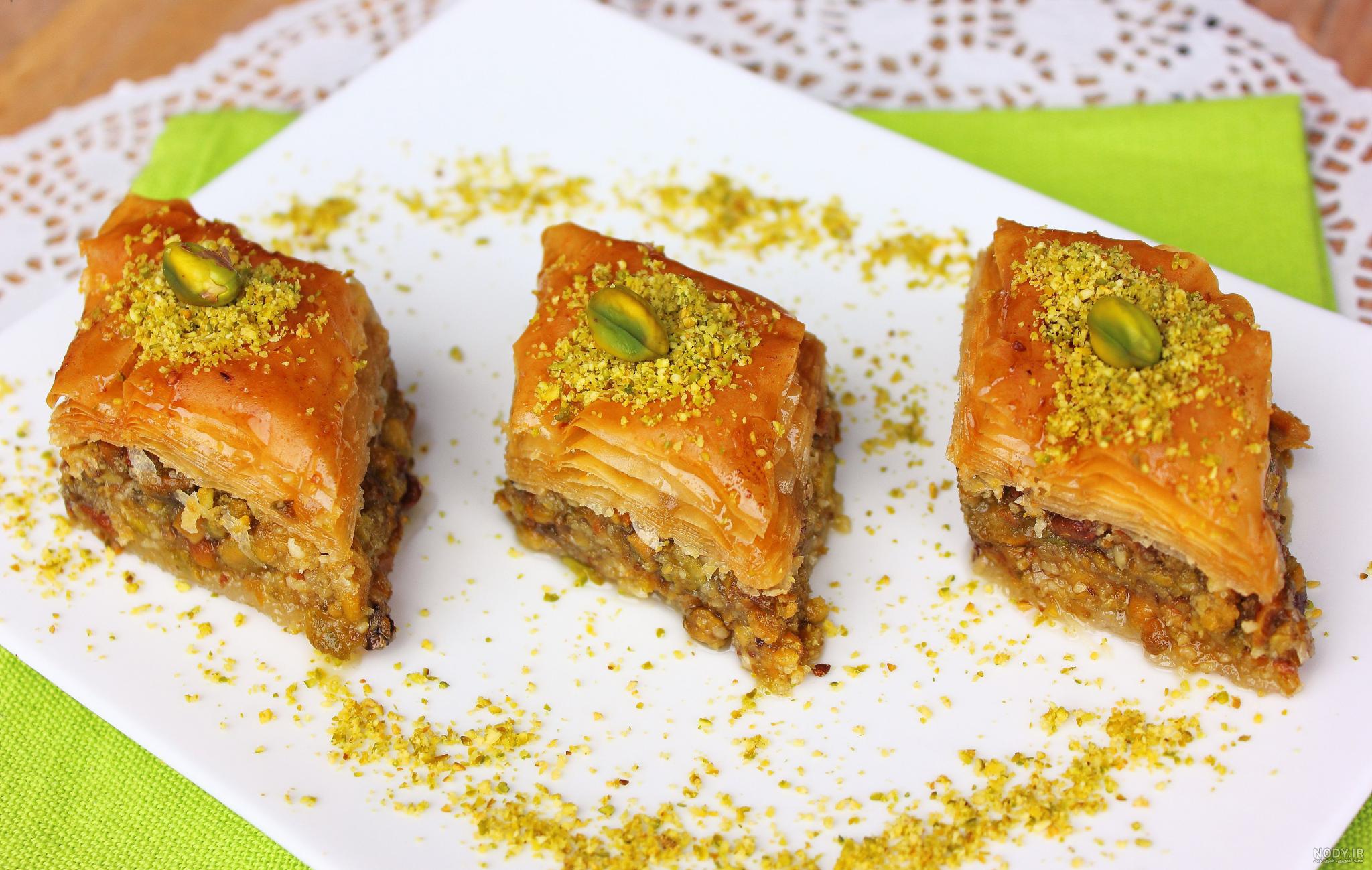 عکس شیرینی باقلوایی