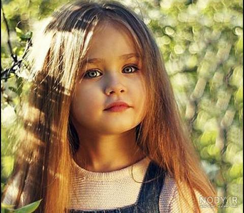 عکس دختر لاتی با کلاه عکس دختر لاتی با کلاه