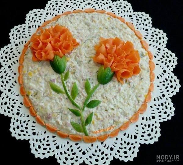 تزیین سالاد الویه با قیف تزیین سالاد الویه با قیف